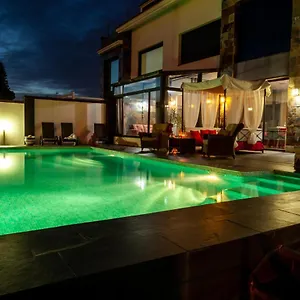 chalet-con-piscina-privada-en-mazagon.es-andalucia.com/